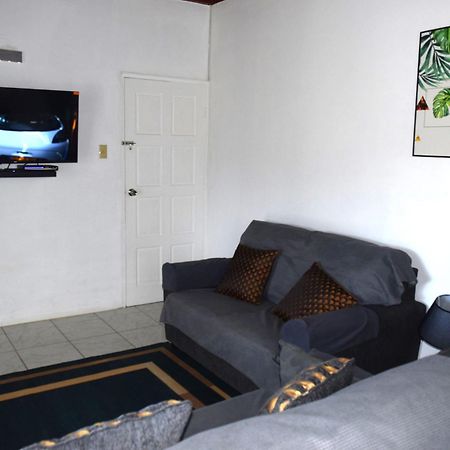 Harriott Heights Apartamento Mandeville Exterior foto