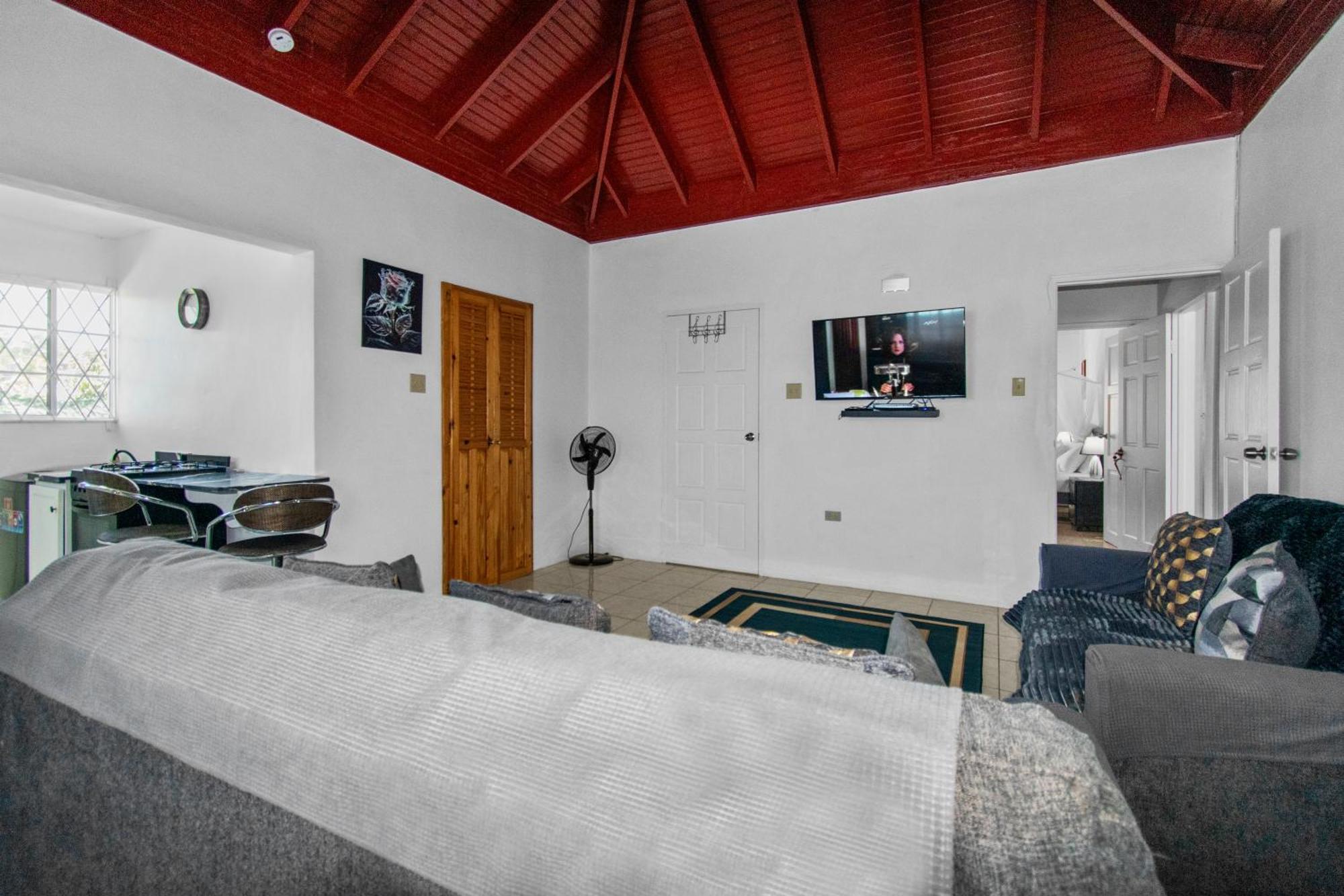 Harriott Heights Apartamento Mandeville Exterior foto